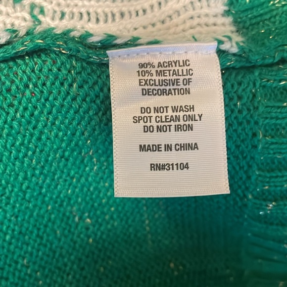 Joyland (L) Christmas Sweater Tinsel and balls! Sequin candy-cane presents. NSOW - Picture 5 of 7